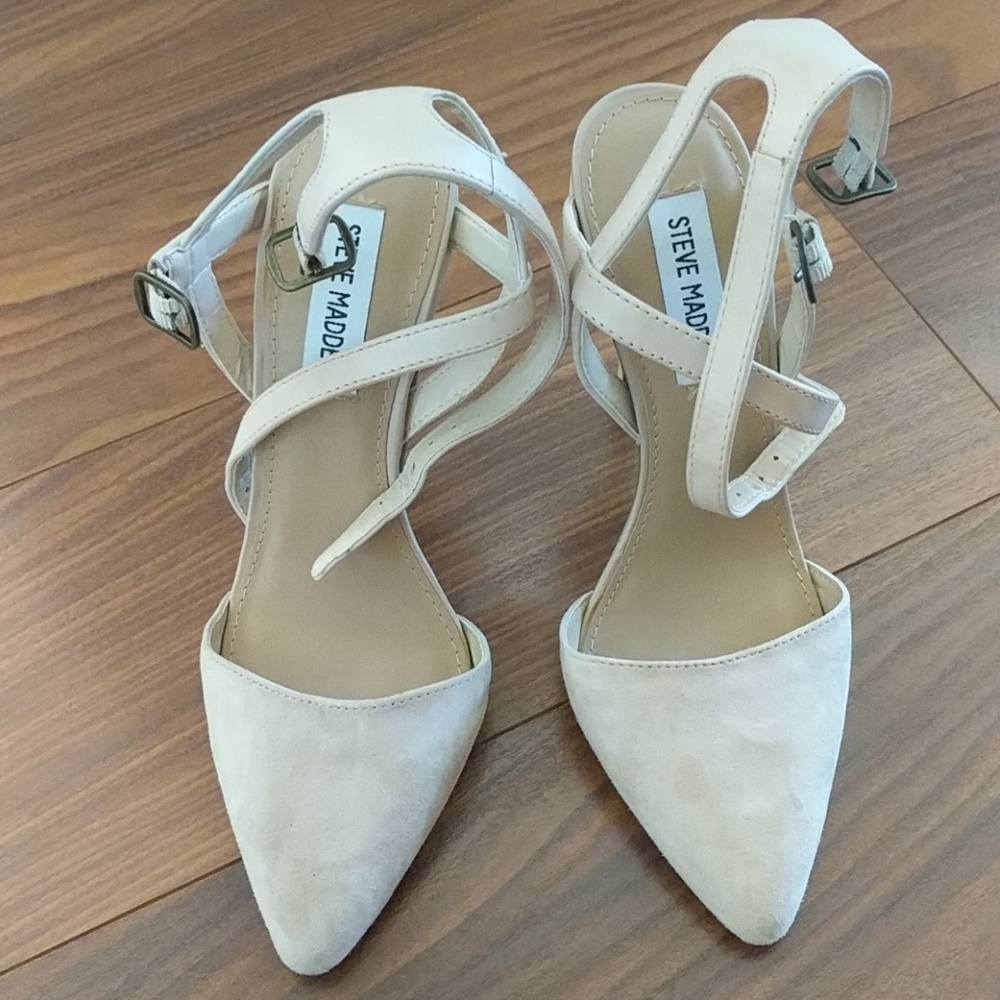 Steve Madden nude pumps